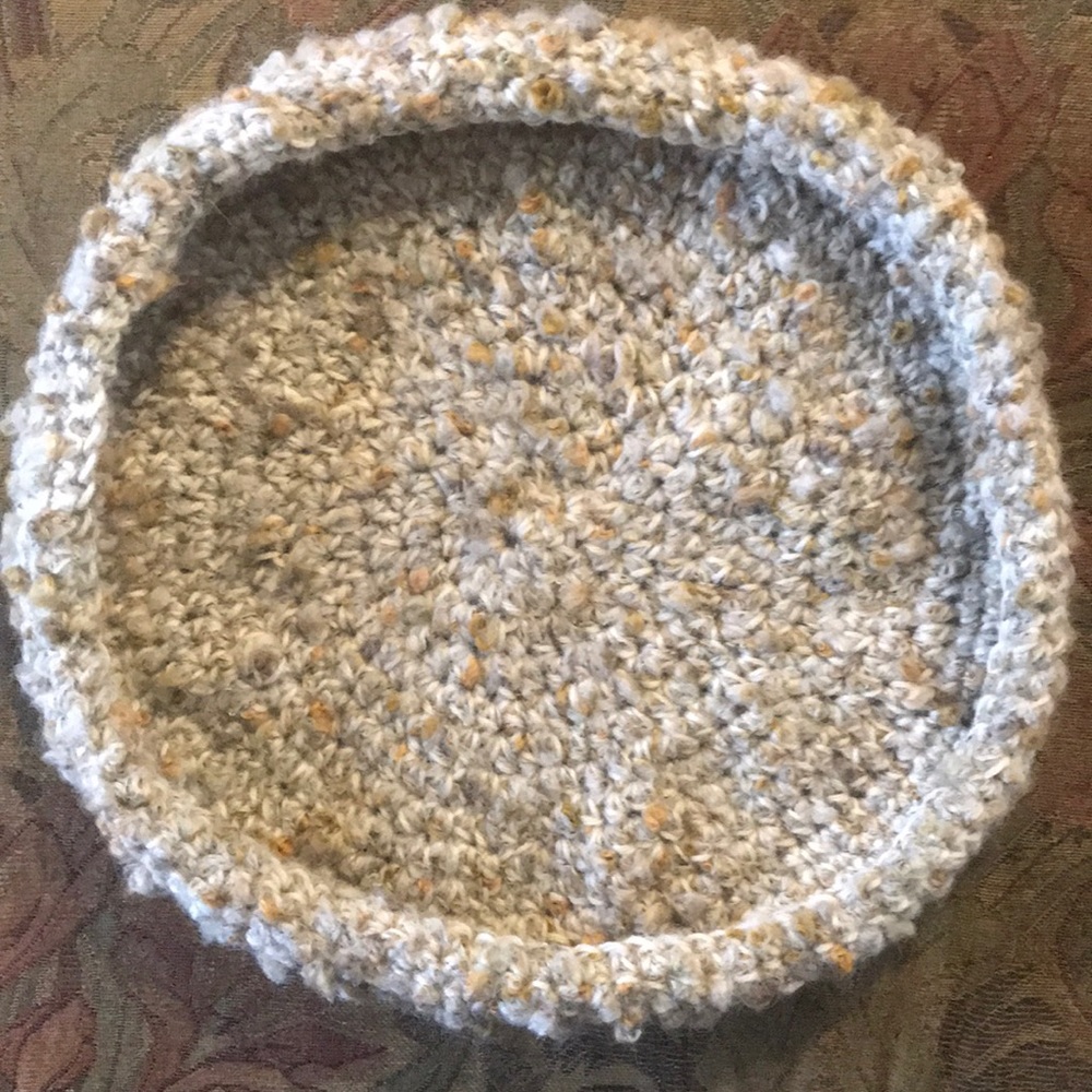 Pet Bed Handmade crochet artesian
